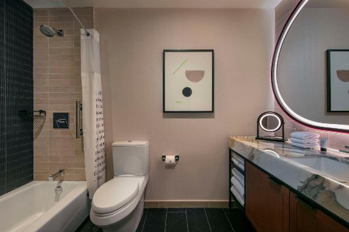 theWit Chicago, a Hilton Hotel image 21